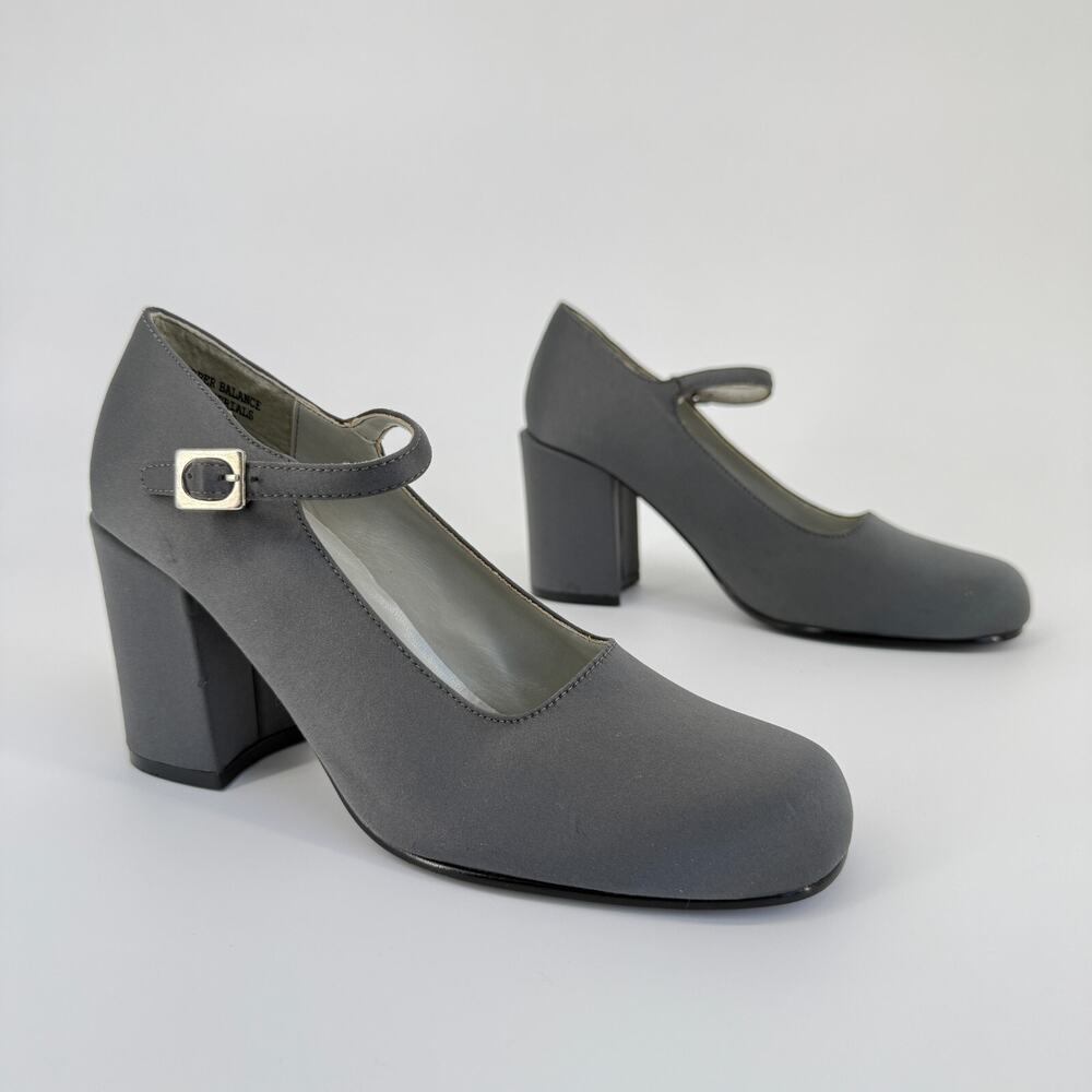 Vtg Unlisted Gray Mary Jane Heels Size 7.5 Block Pump Y2K Square Toe Retro